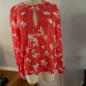 Equipment orange Floral Blouse
Great detail
